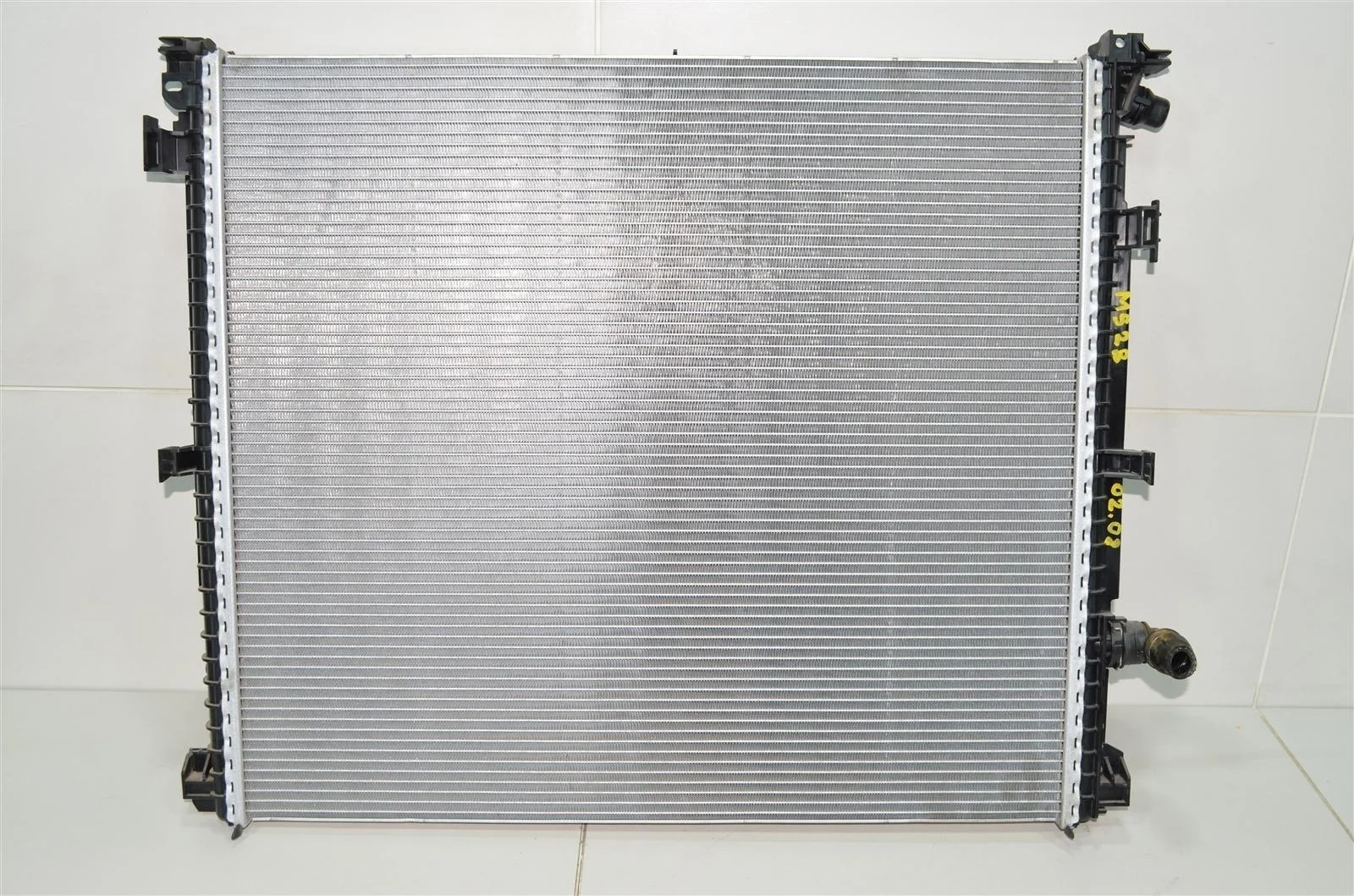 Радиатор дополнительный BMW X3 2021 17119468695 G01 2.0L B48B20B