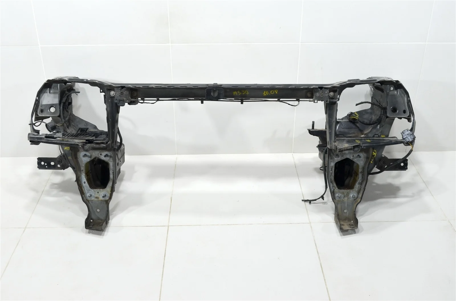 Панель передняя (телевизор) LAND ROVER Freelander 2012 LR022102 L359 2.2L 224DT