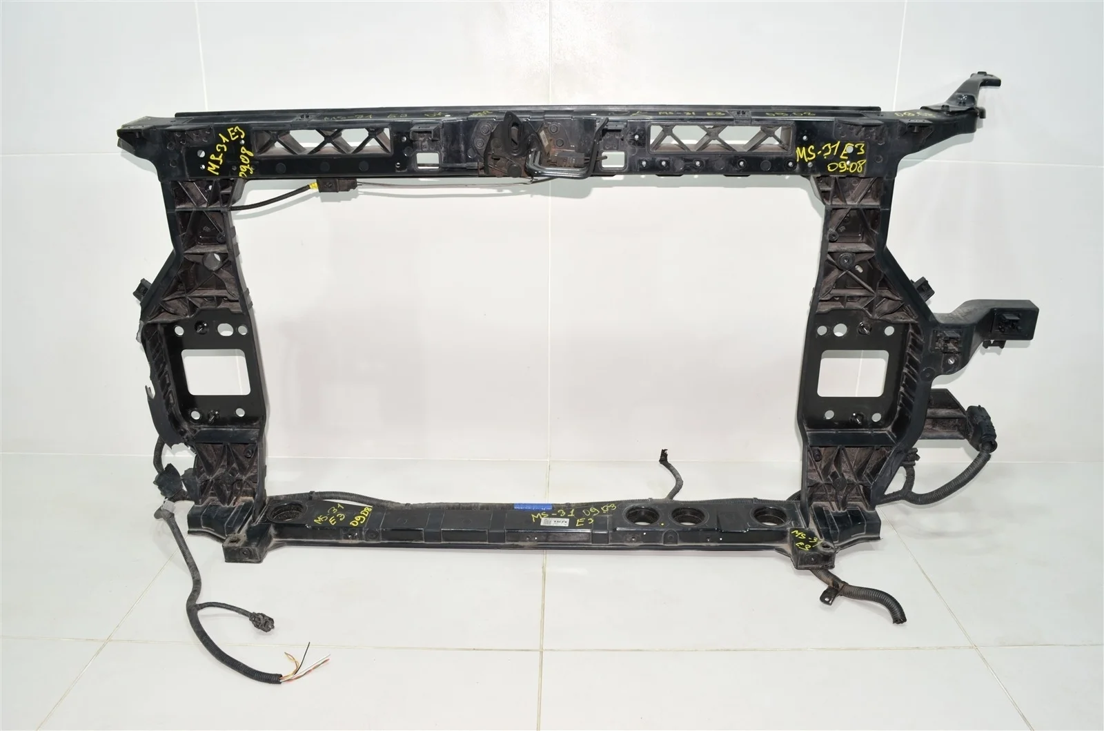 Панель передняя (телевизор) HYUNDAI SANTA FE 2020 64101S1500 TM 2.2L D4HE