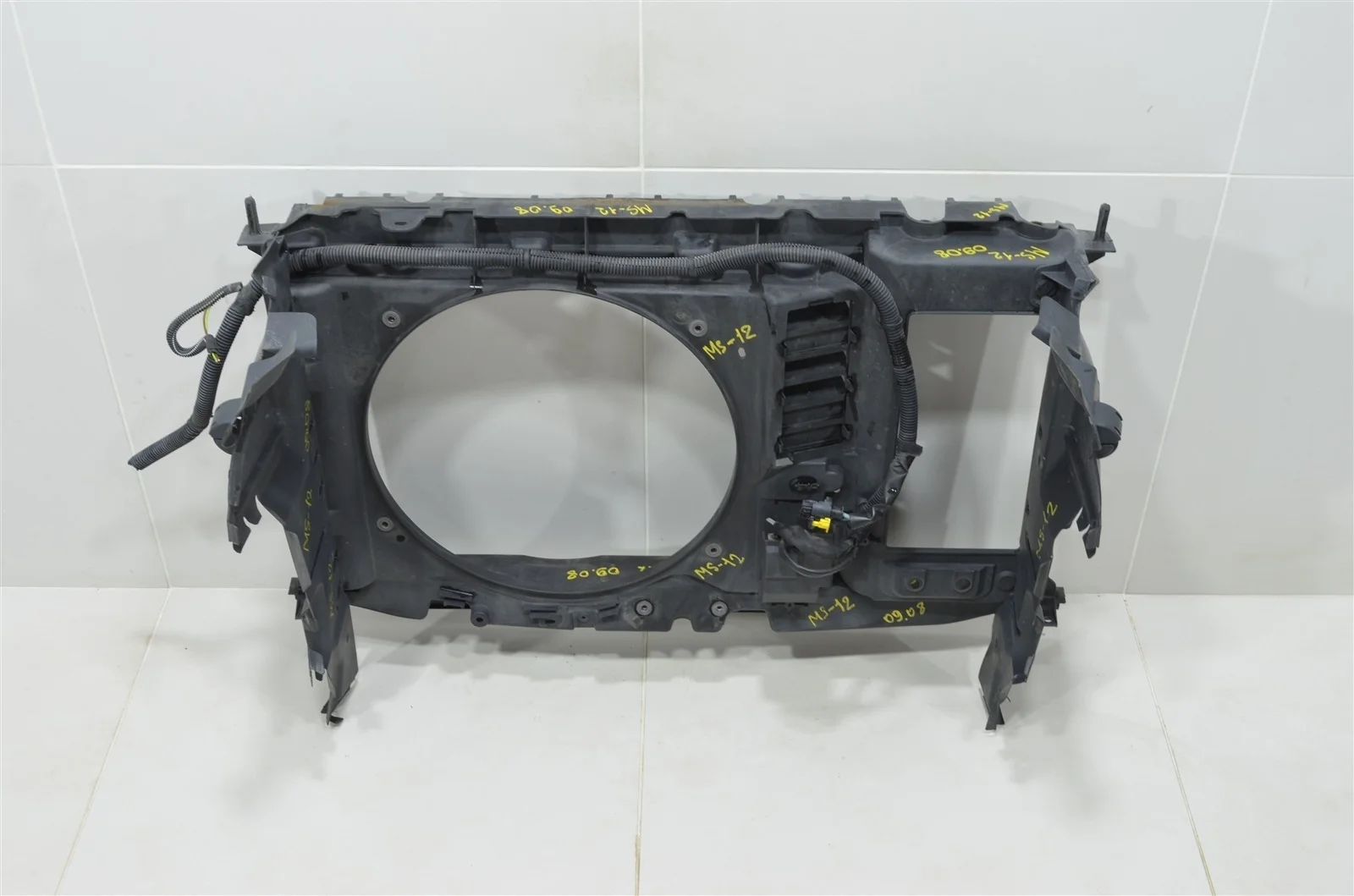 Панель передняя (телевизор) Citroen Berlingo 2015 7104HG B9 1.6L HDI 9HF DV6DTED