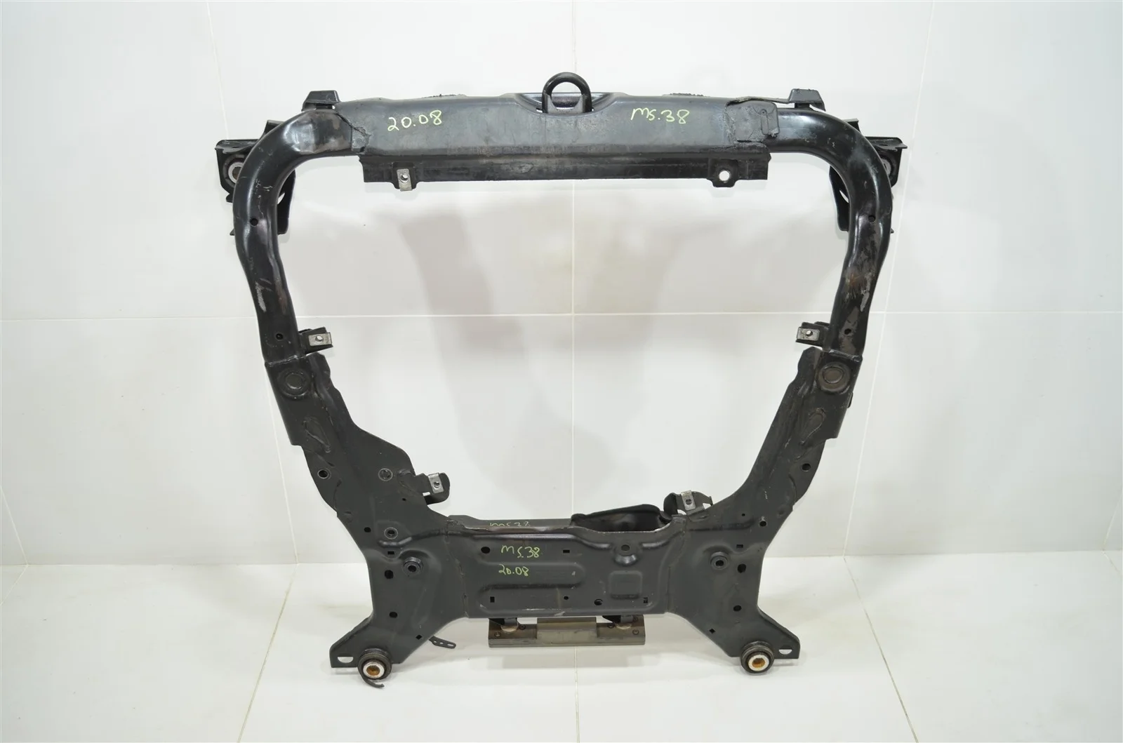 Подрамник Land Rover Freelander 2012 LR031938 L359 2.2L 224DT