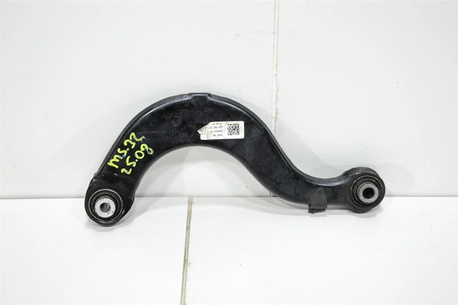 Рычаг поперечный VOLKSWAGEN TIGUAN 2019 5Q0505323C 2 2.0L (CHHB), задний