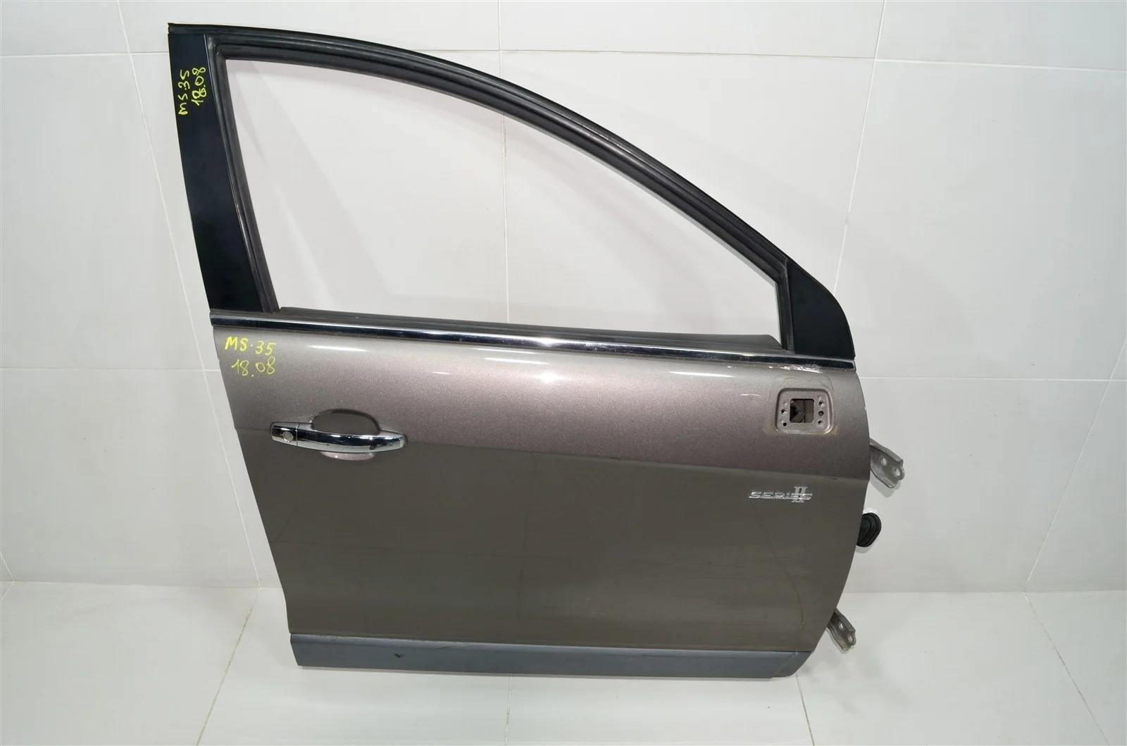 Дверь Chevrolet Captiva 2011-2018 42352070 С140 3.0L LFW A30XF, передняя правая