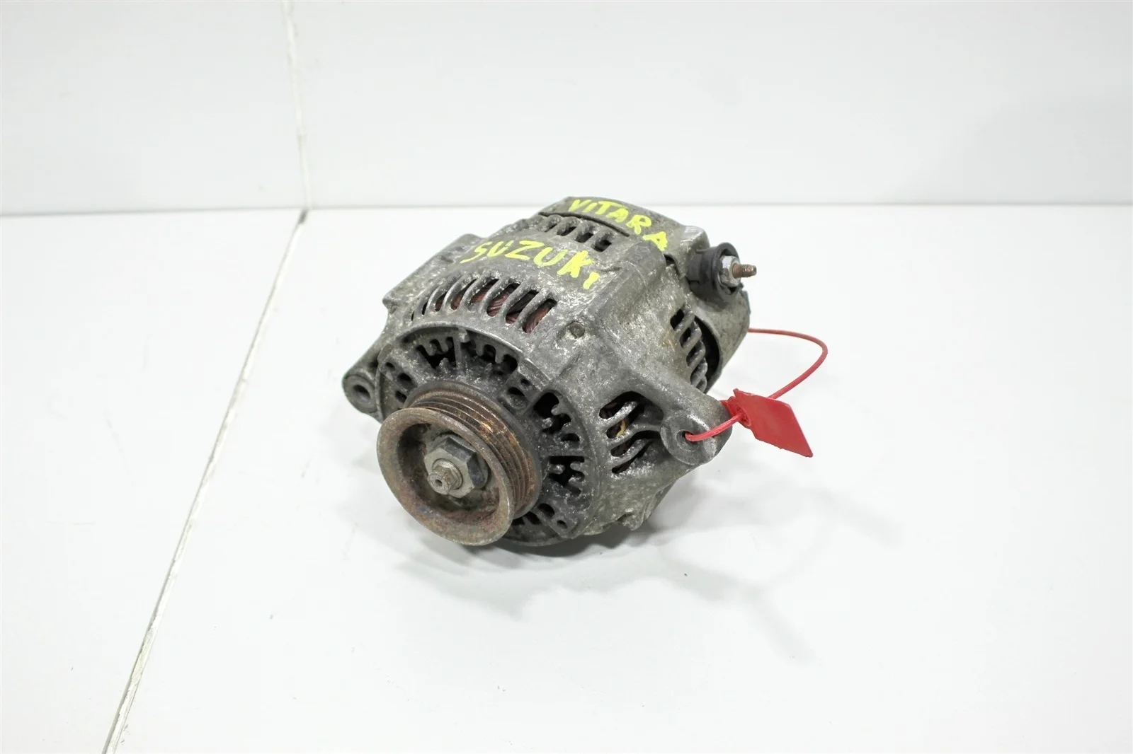 Генератор SUZUKI GRAND VITARA 1998-2006 3140052D10