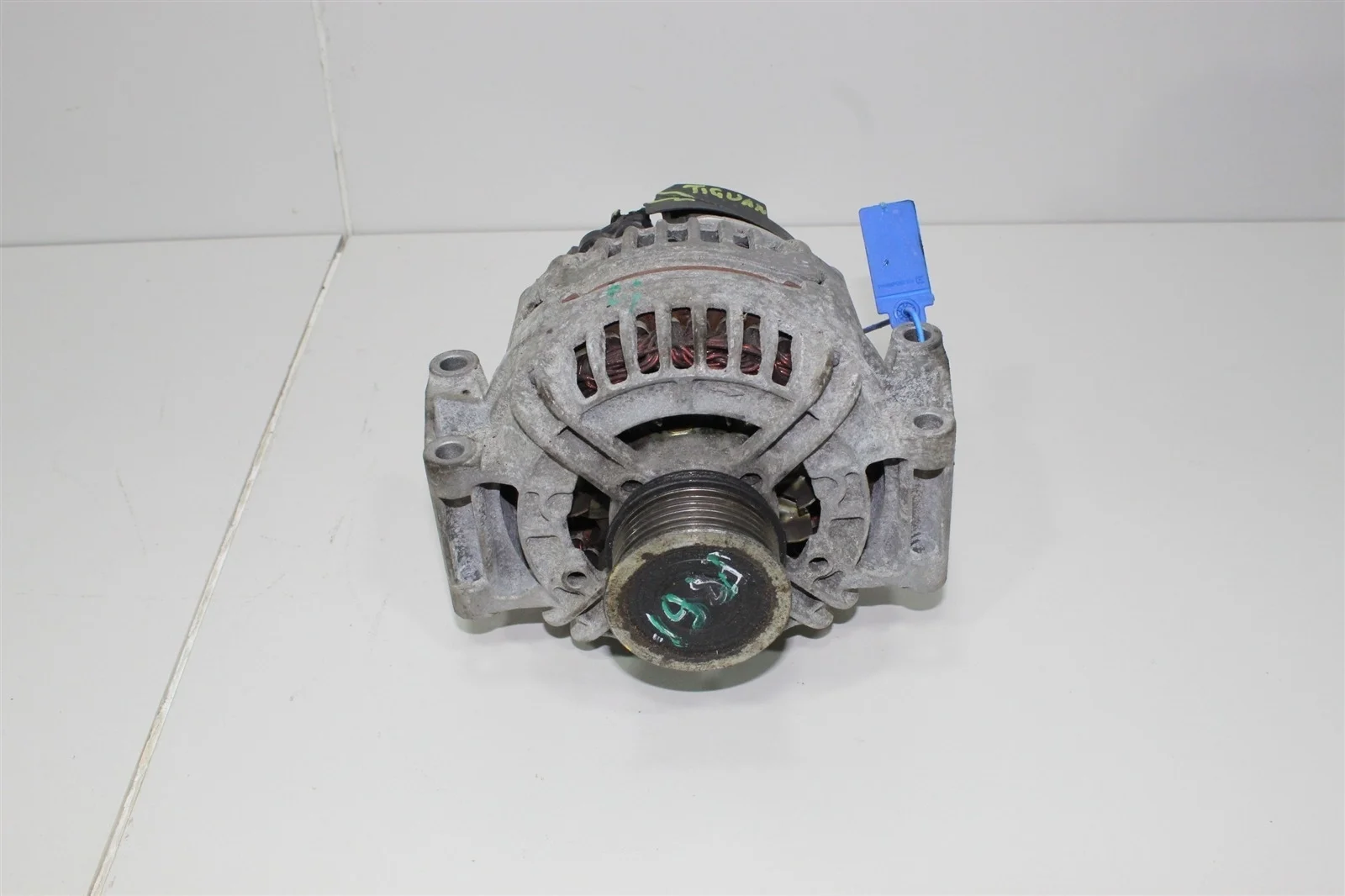 Генератор VOLKSWAGEN TIGUAN 2006+ 06B903016AB 1