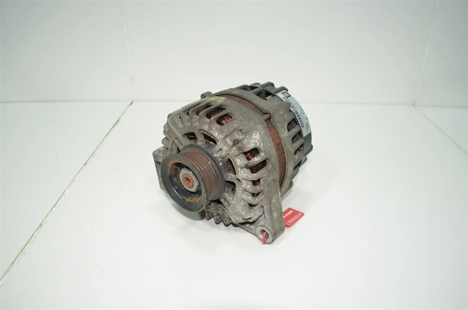 Генератор CADILLAC SRX 2009+ 13502585 2 3.0L