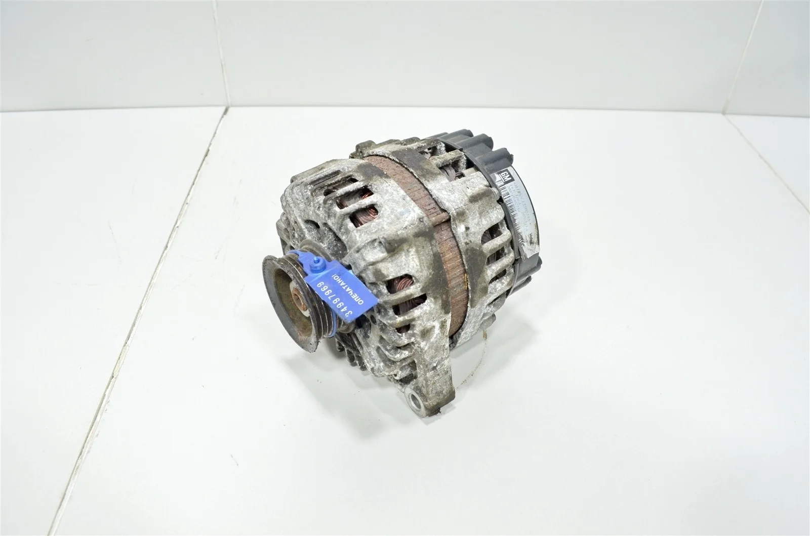 Генератор CADILLAC SRX 2009+ 13502585 2 3.0L