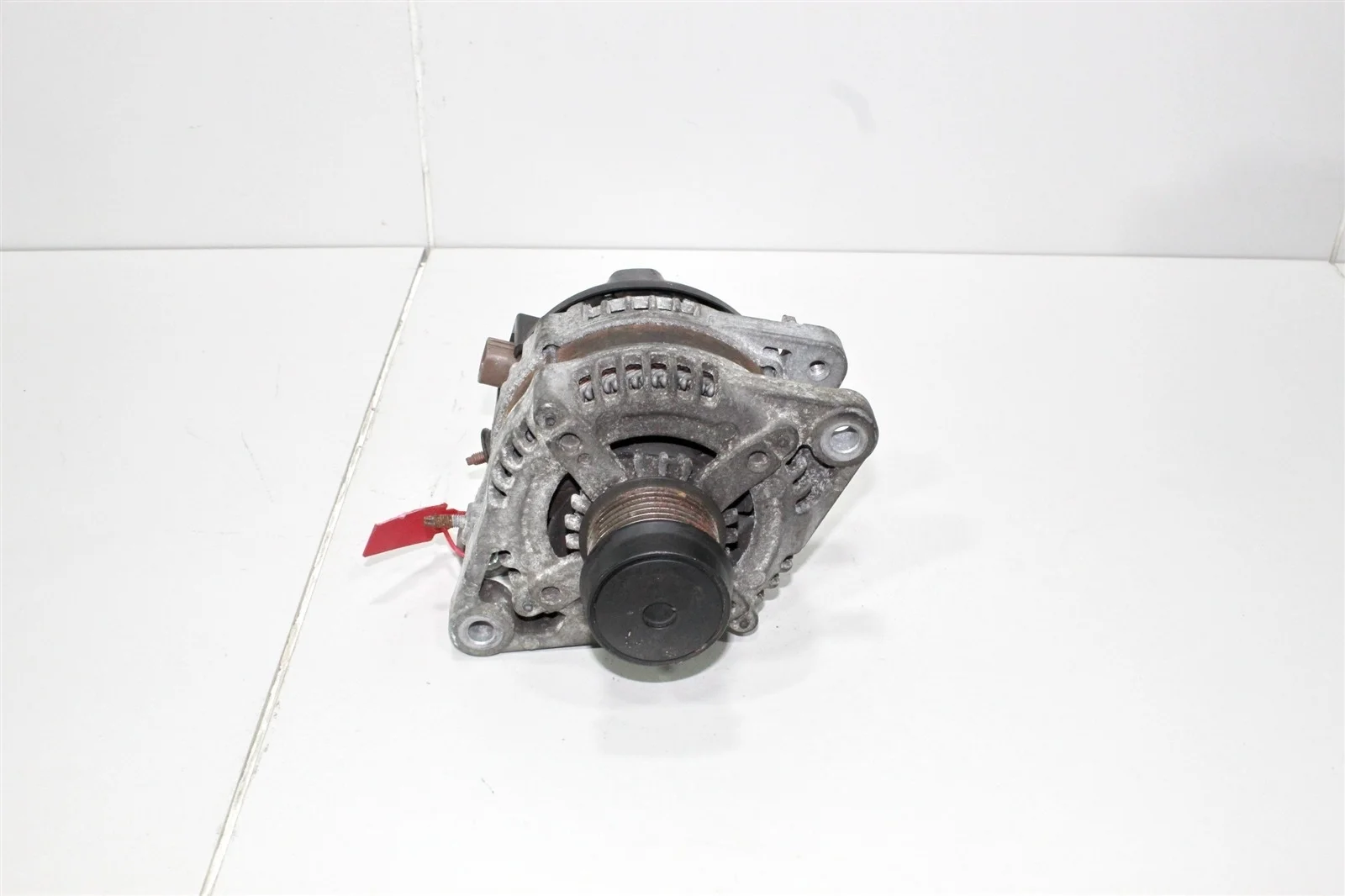 Генератор TOYOTA Sienna 2010+ 270600P241 3