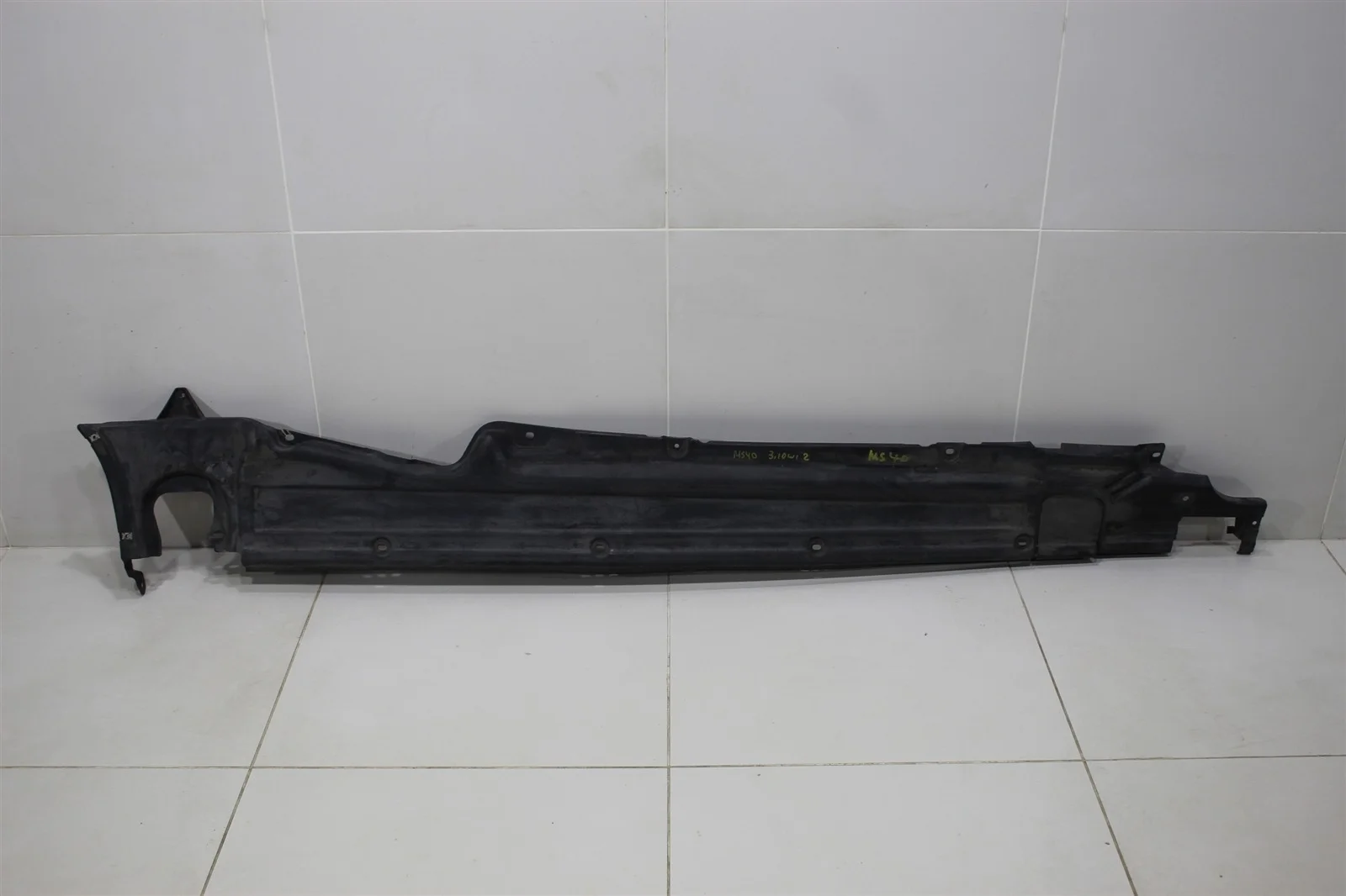 Защита днища VOLKSWAGEN TOUAREG 2014 7P0825202C FL/NF 3.0L TDI CJMA, правая