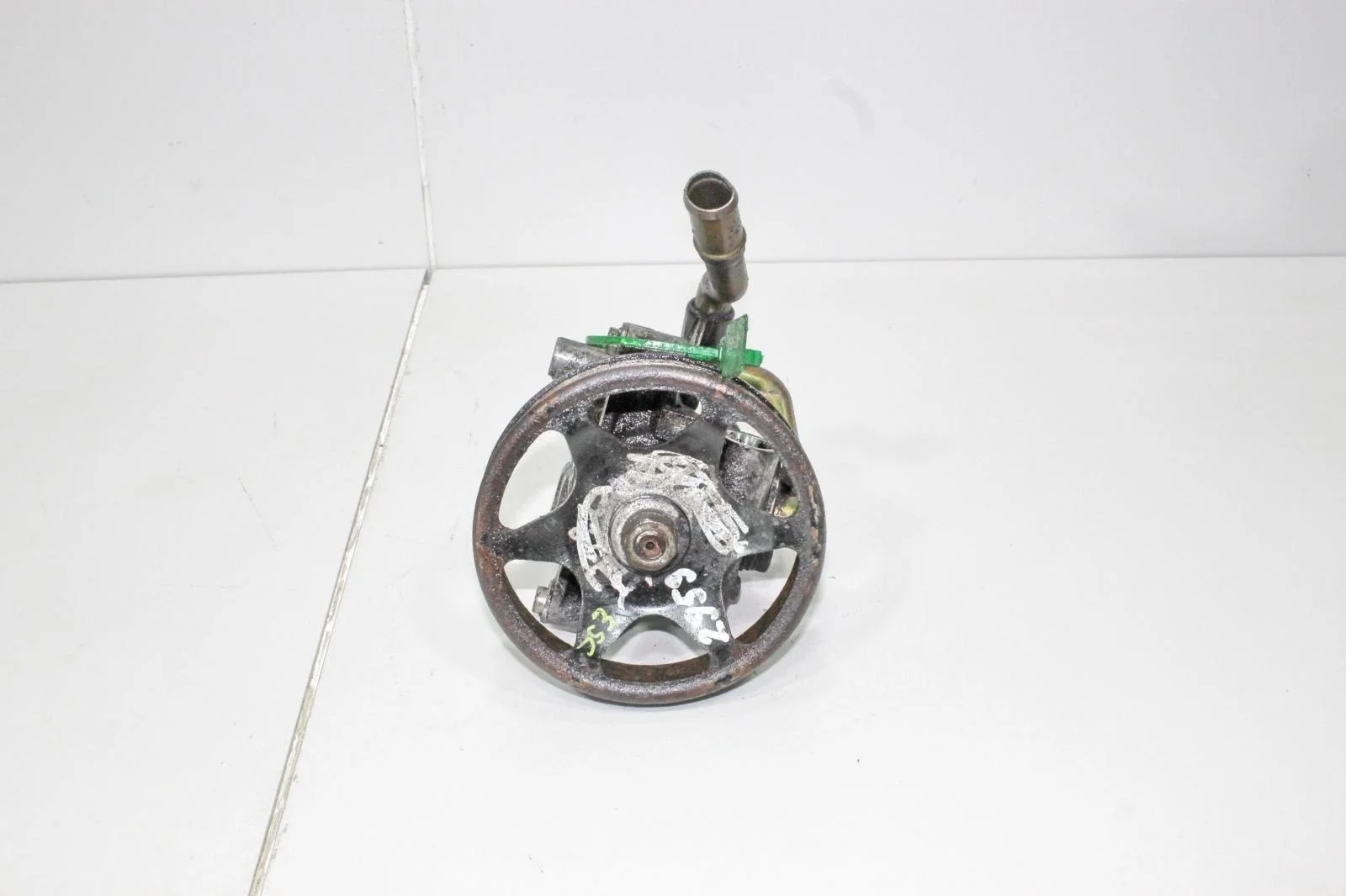 Насос ГУР FORD ESCAPE 2007 6L8Z3A696BA TM7