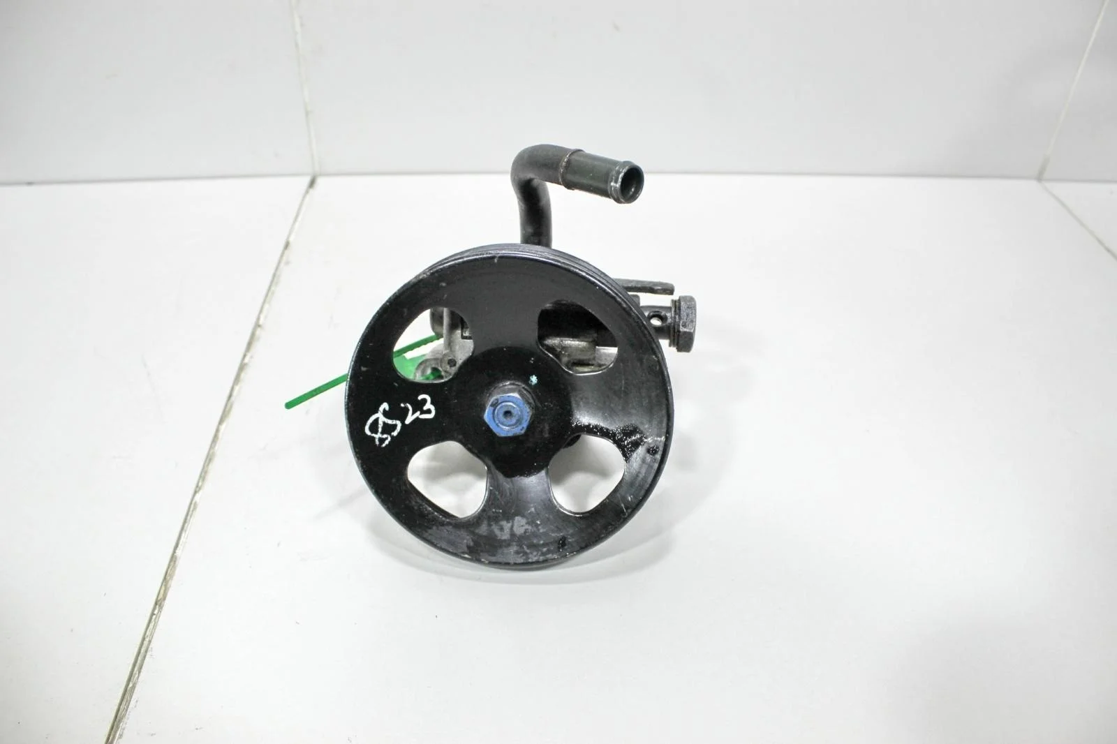 Насос ГУР HYUNDAI SANTA FE 2001 5710026100 SM