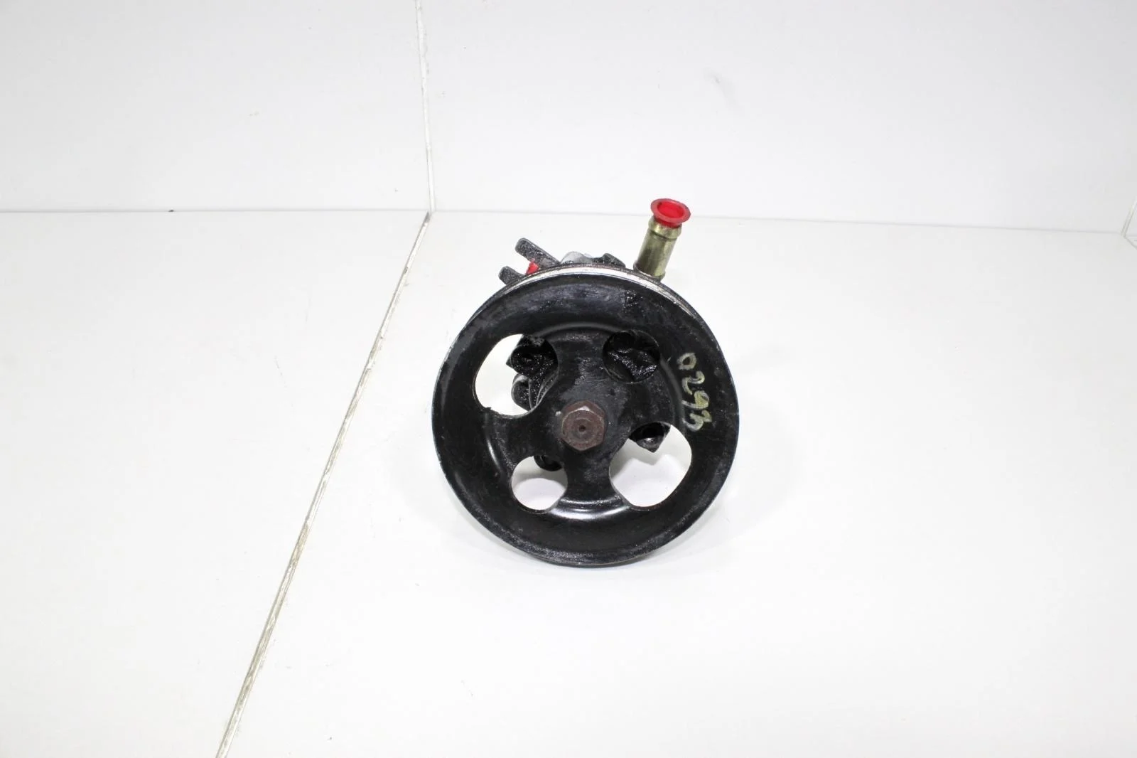 Насос ГУР INFINITI QX56 2005 491107S000 JA60