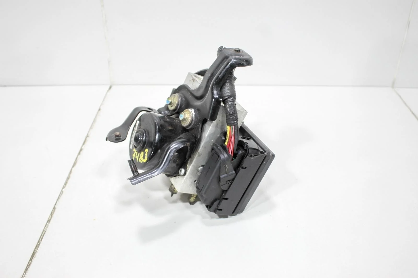 Блок abs INFINITI FX35/45 2002+ 47660CG100 S50