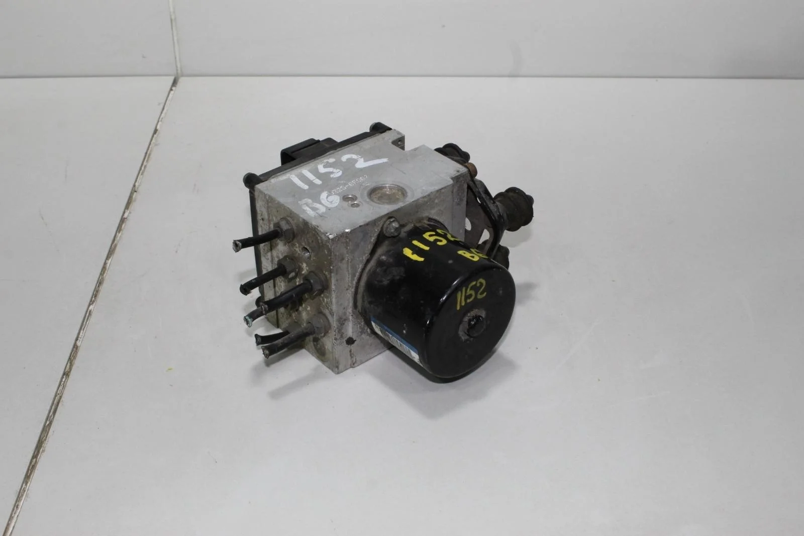 Блок abs VOLKSWAGEN PASSAT 2005+ 3C0614095S B6