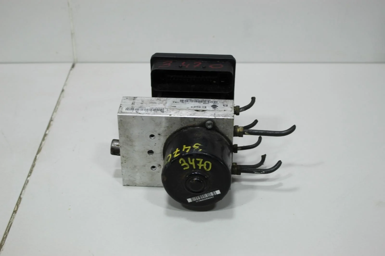 Блок abs NIssan ARMADA 2011 47660ZR20B TA60