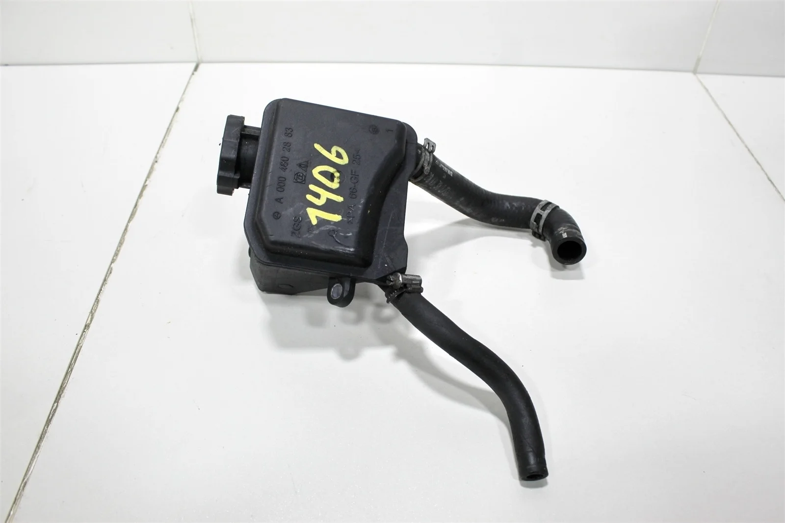 Бачок гидроусилителя MERCEDES-BENZ VITO 2011 A0004602883 W639 3.0L OM642