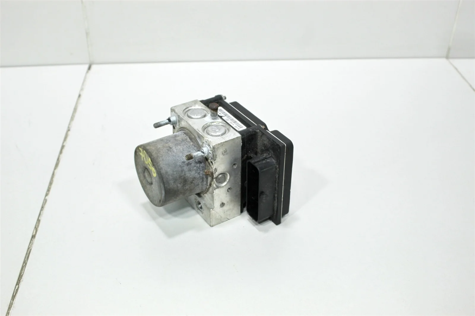 Блок abs HYUNDAI SONATA 2009+ 589203Q500 YF