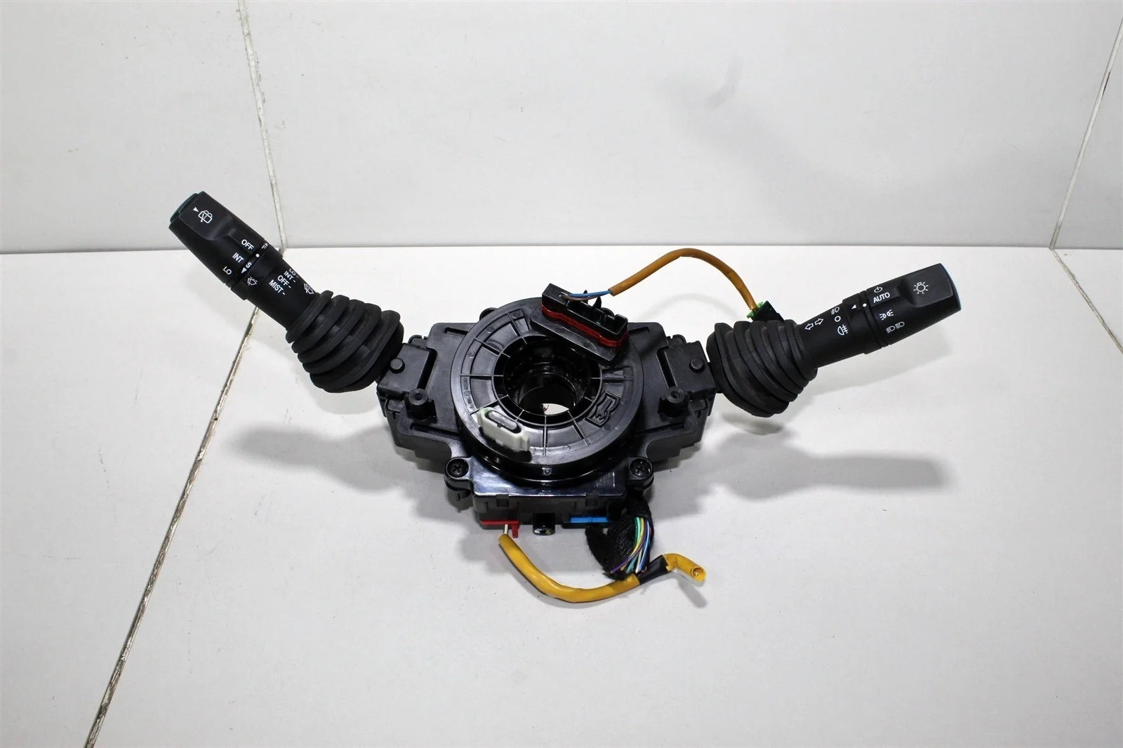 Переключатель / Шлейф подрулевой SRS Chevrolet CAPTIVA 2013 95913311 C140 3.0L LFW A30XF