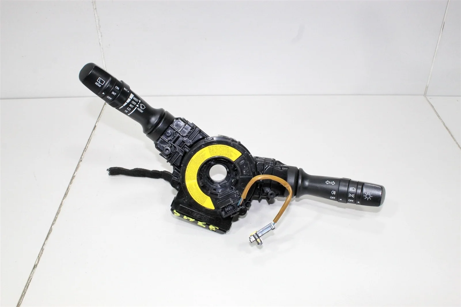 Переключатель / Шлейф подрулевой SRS HYUNDAI IX35 2011 934902M300 LM 2.0L (G4KD)