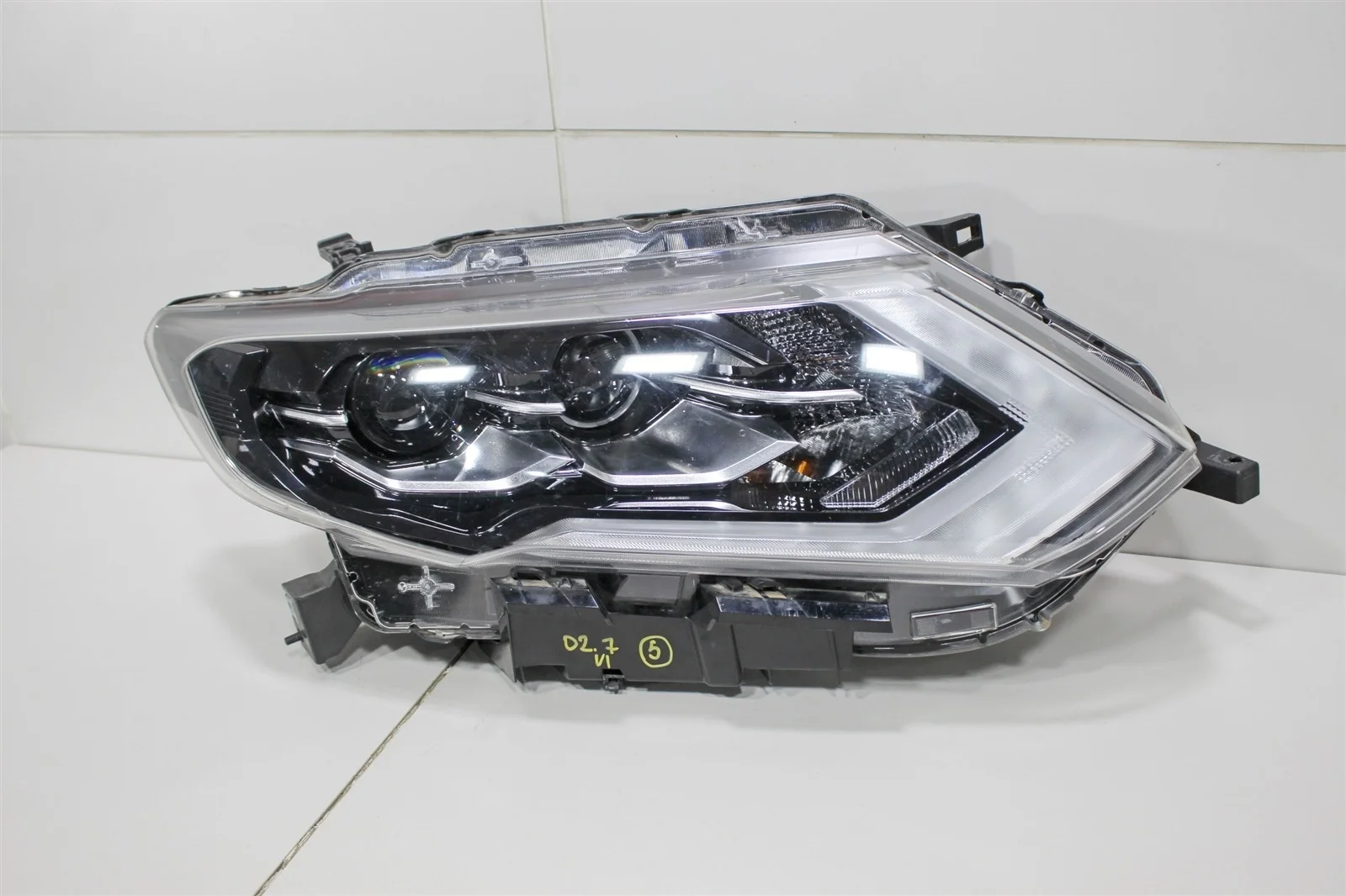 Фара NISSAN X-TRAIL 2017+ 260106FP8B T32, правая