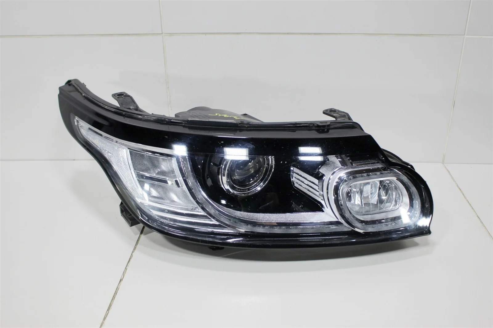 Фара LAND ROVER RANGE ROVER SPORT 2013+ LR090485 L494, правая