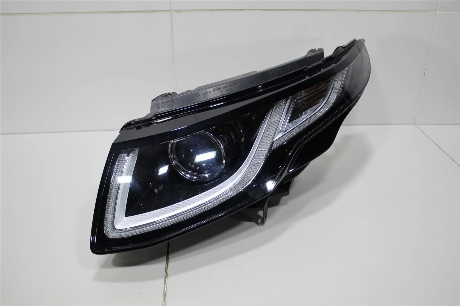 Фара LAND ROVER RANGE ROVER EVOQUE 2015+ LR072628 L538, левая