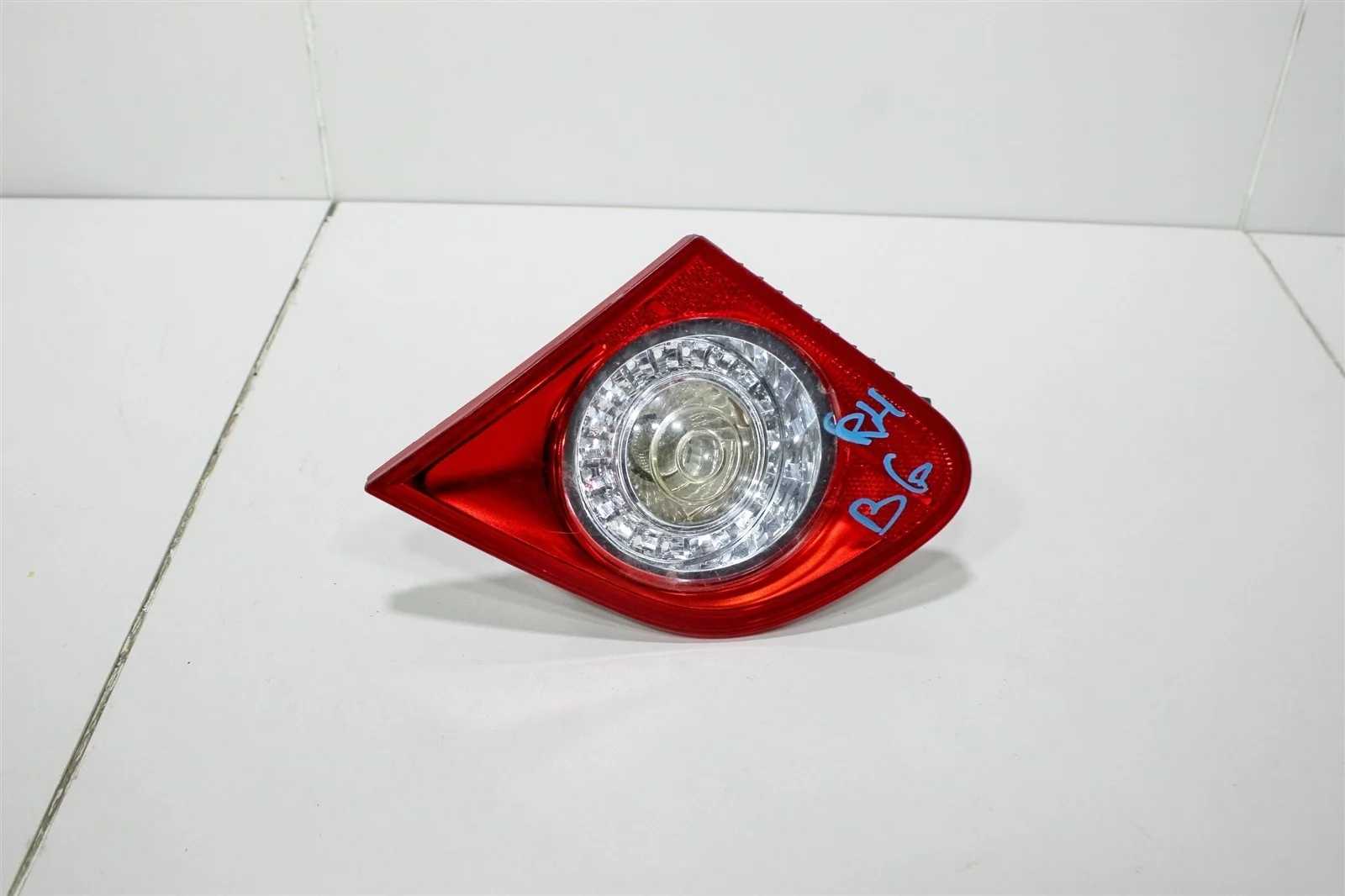 Фонарь VOLKSWAGEN PASSAT 2005+ 3C5945094C B6, правый