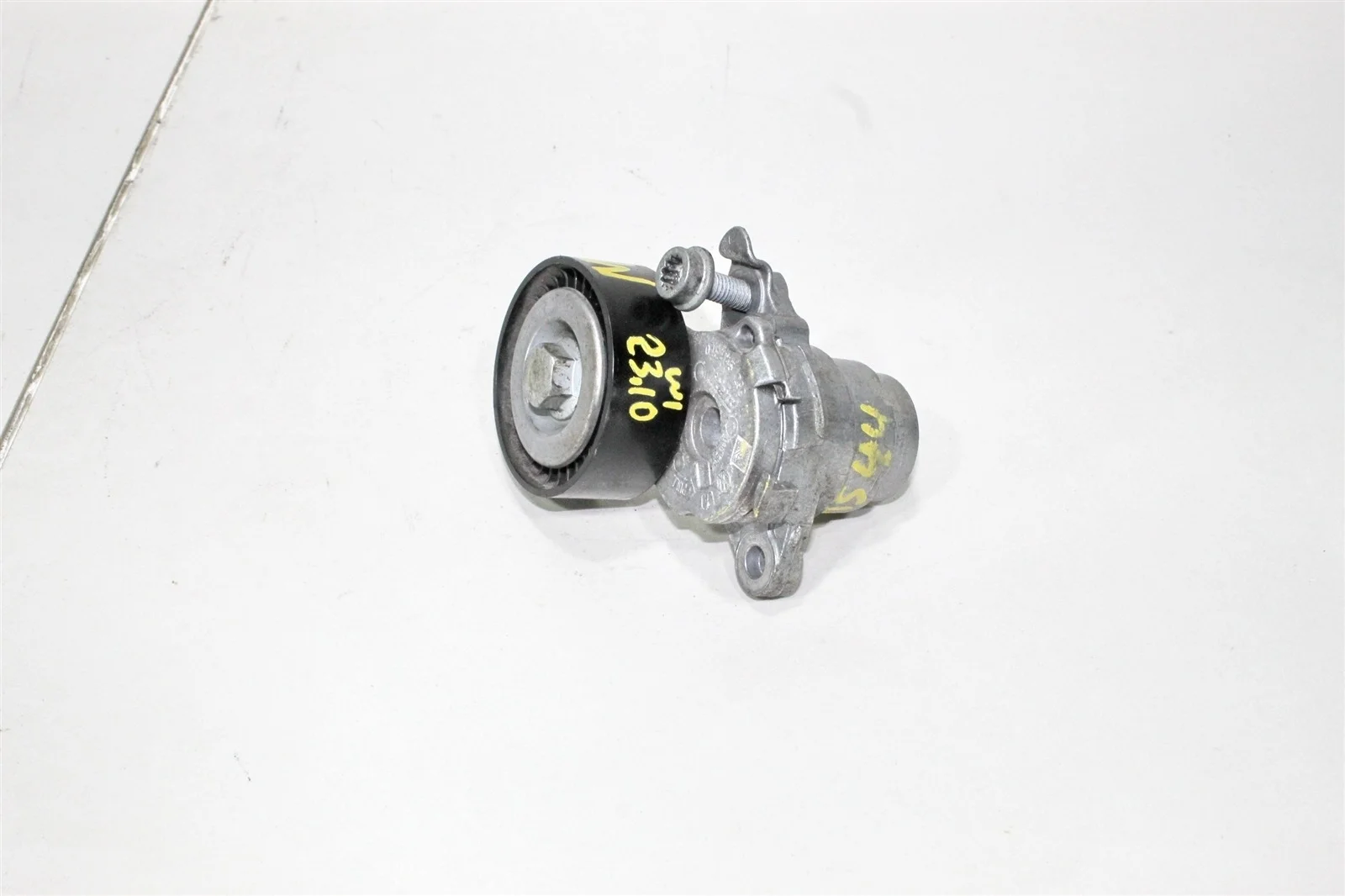 Натяжитель приводного ремня SKODA OCTAVIA 2019 04E145299N A7 1.4T (CZDA)