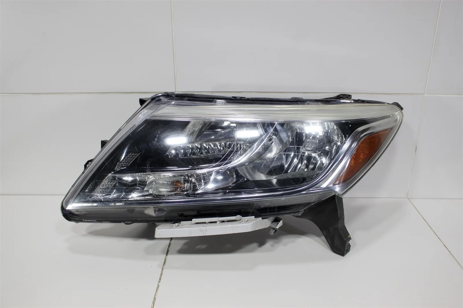 Фара NISSAN PATHFINDER 2012+ 260603KA0A R52, левая