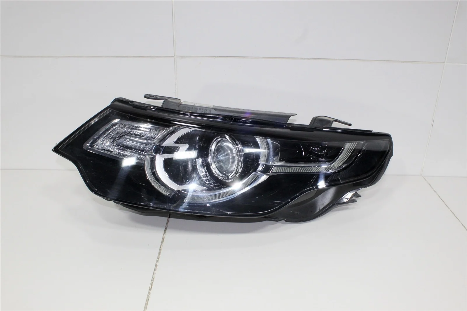 Фара LAND ROVER DISCOVERY SPORT 2015+ LR060888 L550, левая