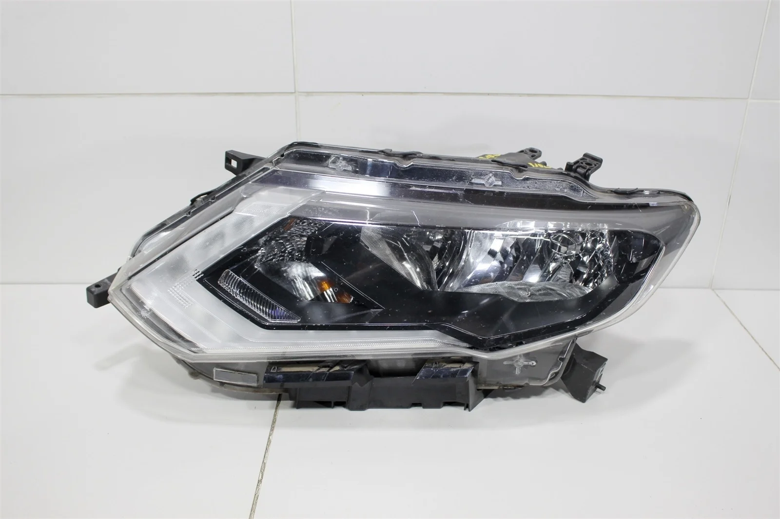 Фара NISSAN X-TRAIL 2017+ 260606FP1A T32, левая