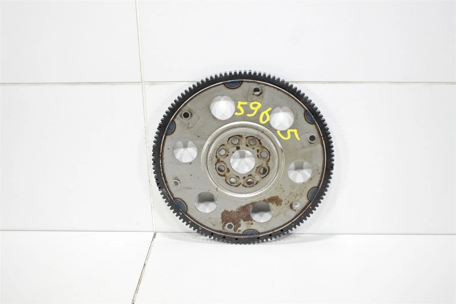 Маховик TOYOTA SIENNA 2003-2009 3210106010 2