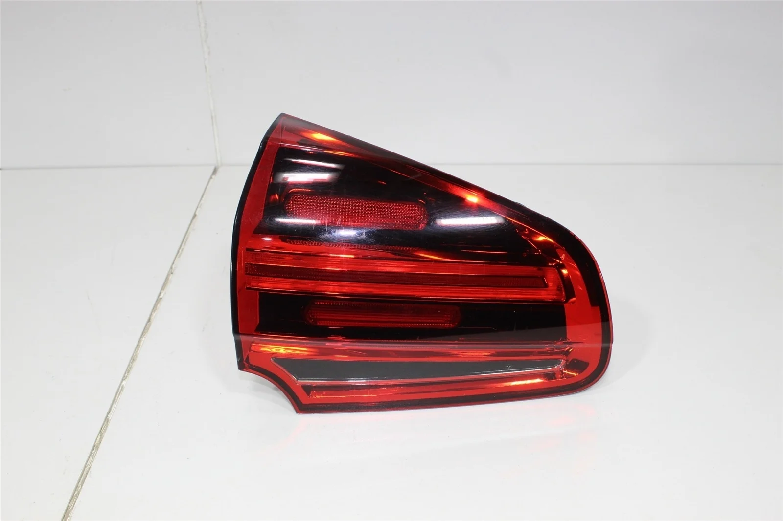 Фонарь PORSCHE CAYENNE 2015 95863106500 958 (92A) 3.0L CVVA, левый