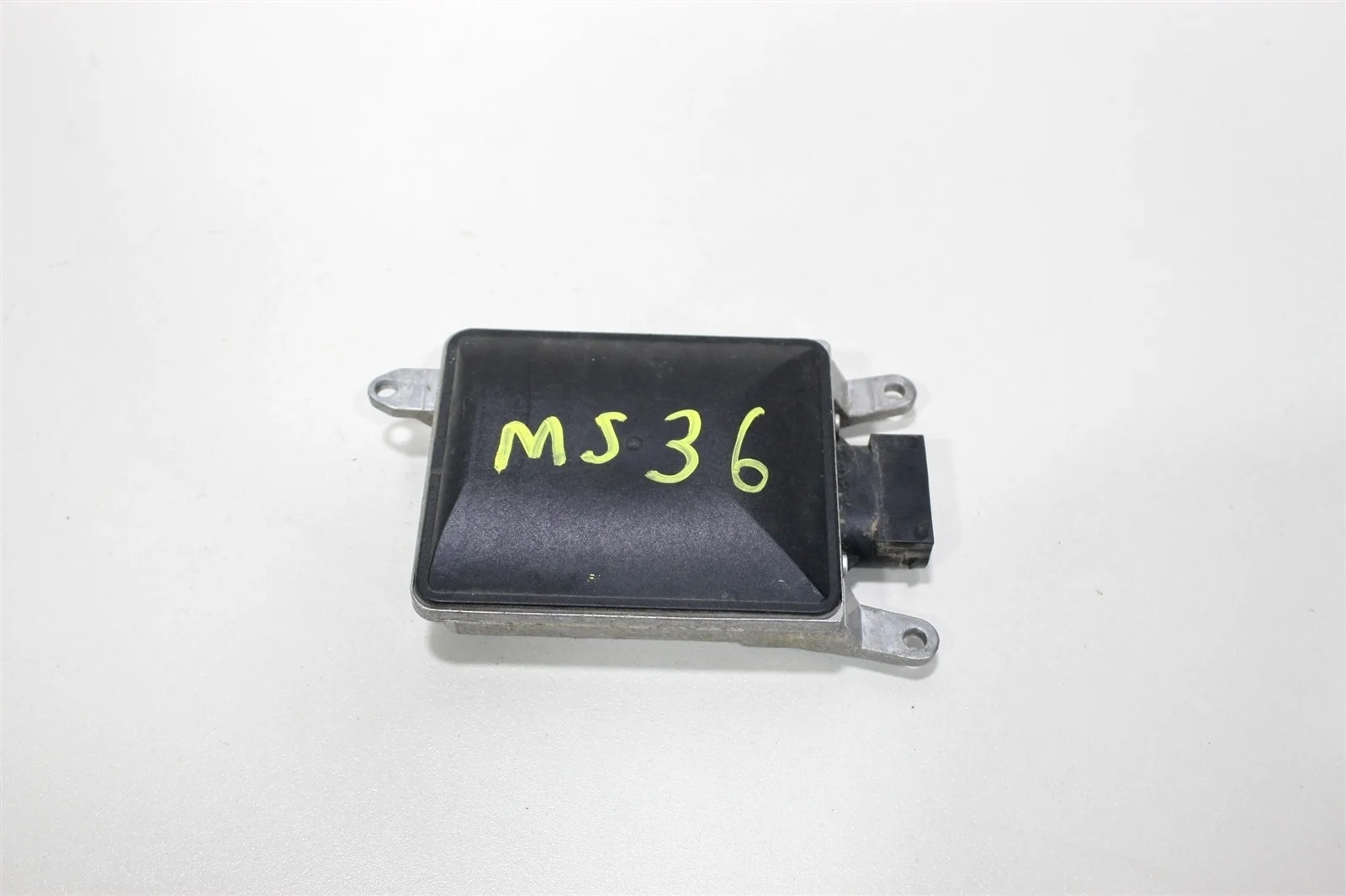 Радар / Датчик слепых зон Audi Q5 2012-2017 8T0907566B 8R, задний правый