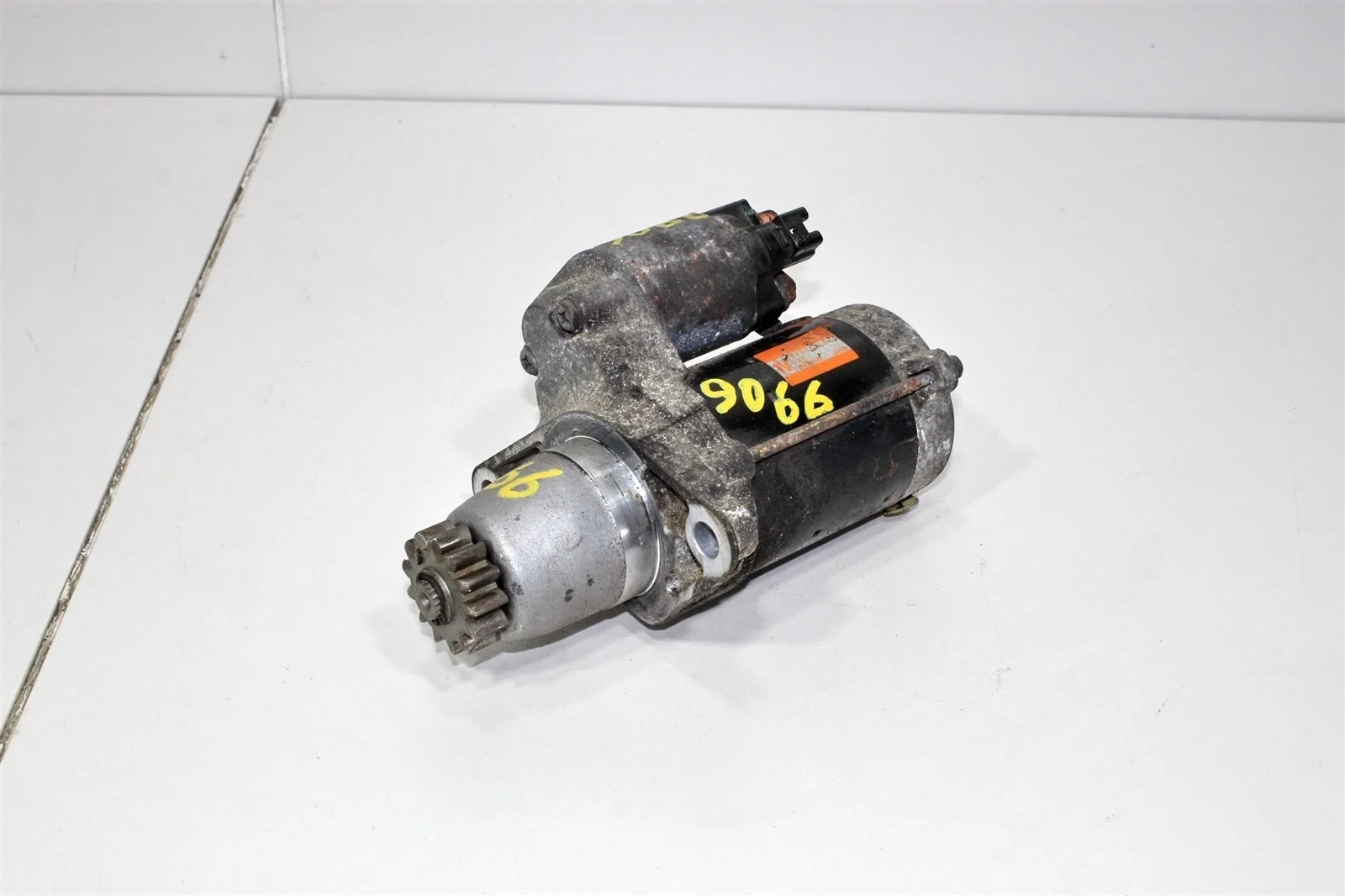 Стартер TOYOTA HIGHLANDER 2000-2007 2810020020 XU20