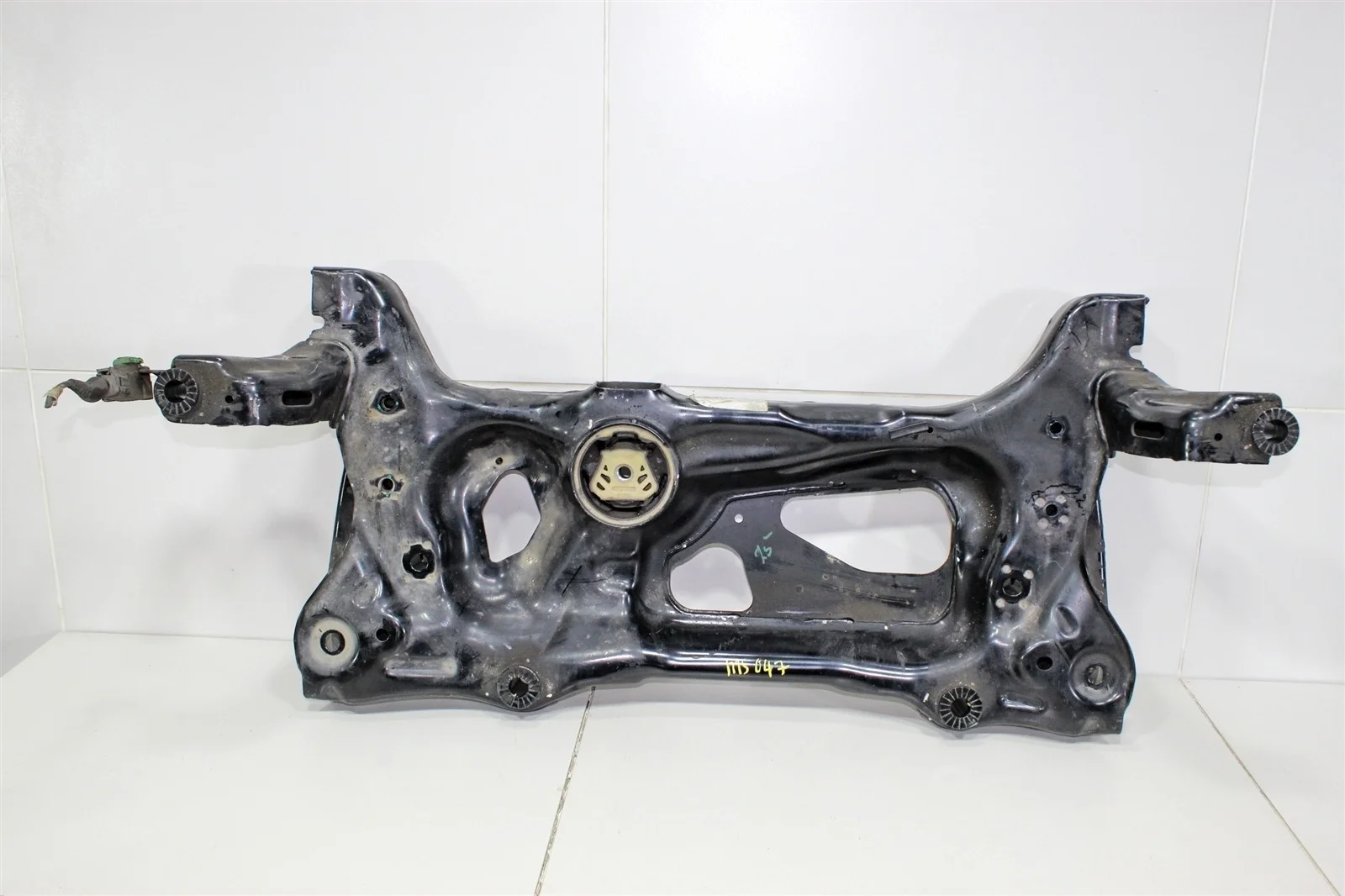 Подрамник SKODA SUPERB 2015+ 3Q0199315D B8