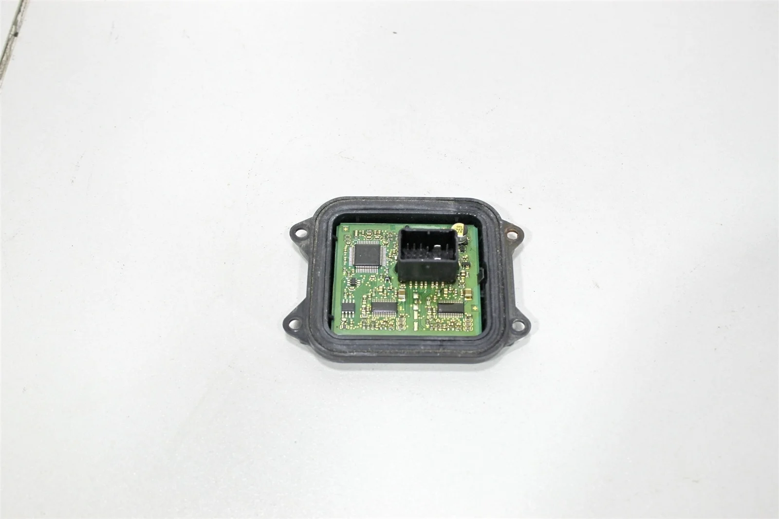 Блок управления освещением BMW X5 2013 63117182396 E70