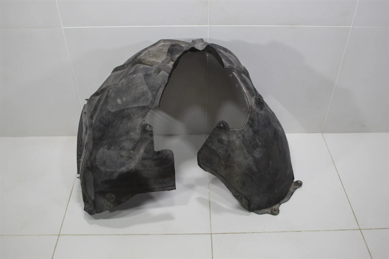 Подкрылок PORSCHE CAYENNE 2015 95850496201 958 (92A), передний правый