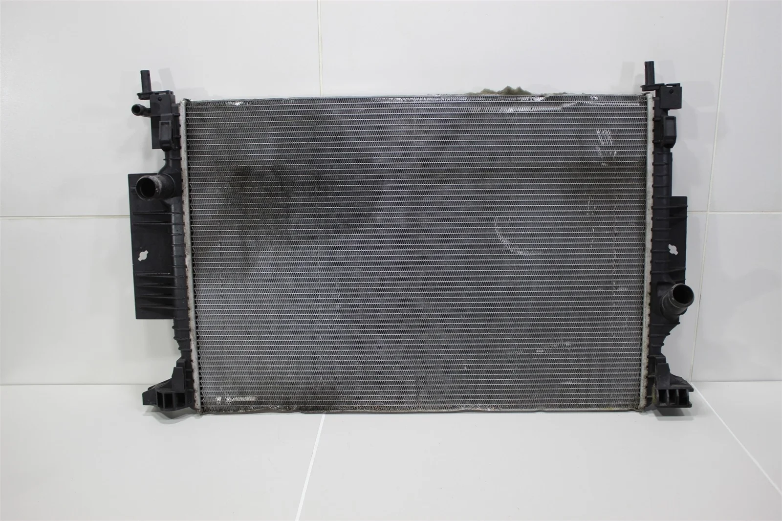 Радиатор ДВС FORD ESCAPE 2015-2019 EJ7Z8005B 3