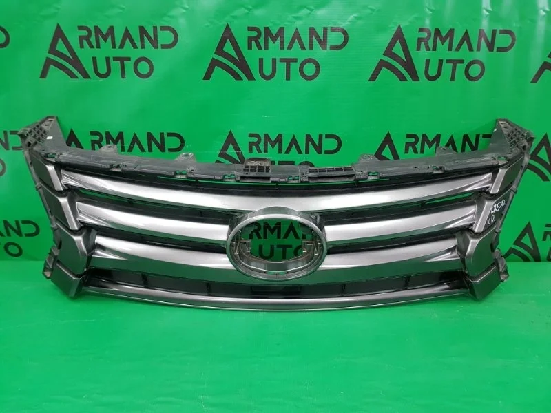 Решетка радиатора LEXUS LX 2015-2023 URJ200