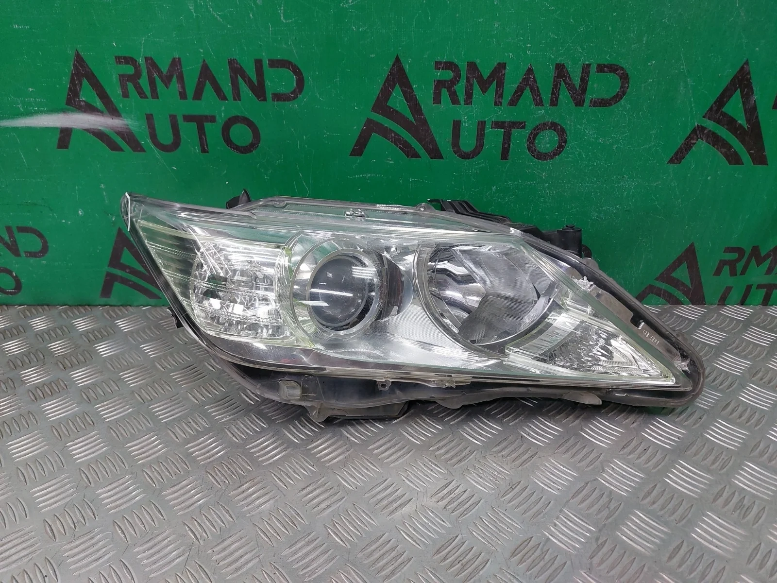 Фара Toyota Camry 2011-2014 7 XV50