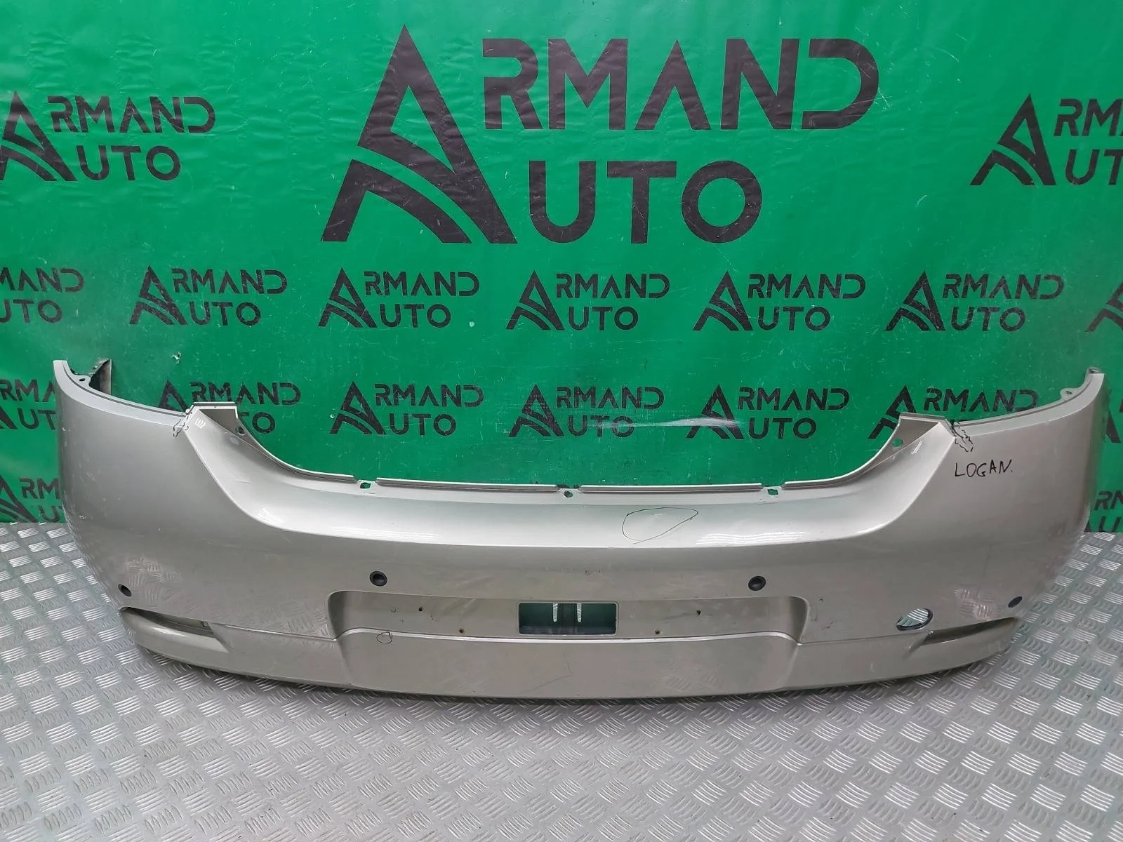 Бампер Renault Logan 2012-2022