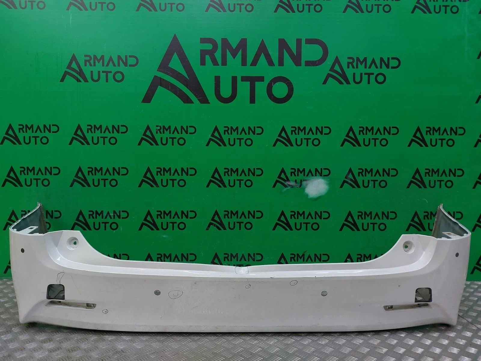 Бампер Toyota Alphard 2015-2022 3