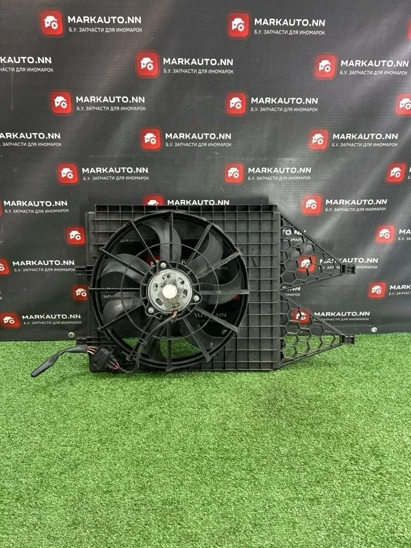 Диффузор радиатора Skoda Fabia 2 2013 6R0121207 1.2 CGP МКПП