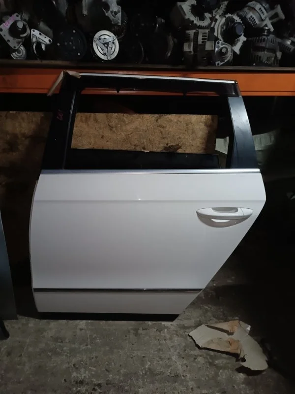 Дверь Volkswagen Passat 2007 b6