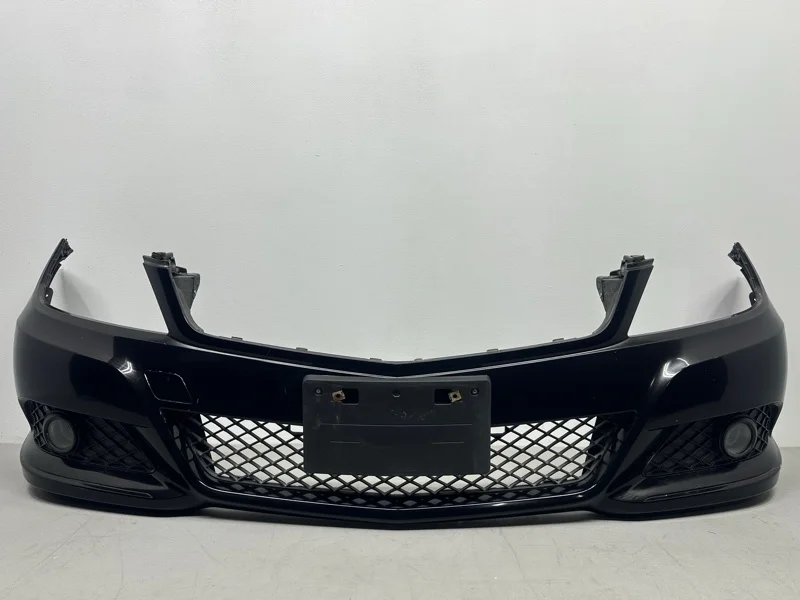 Бампер Mercedes W204