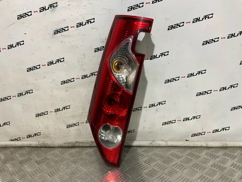 Фонарь Renault Kangoo 2013 8200419941 2, левый