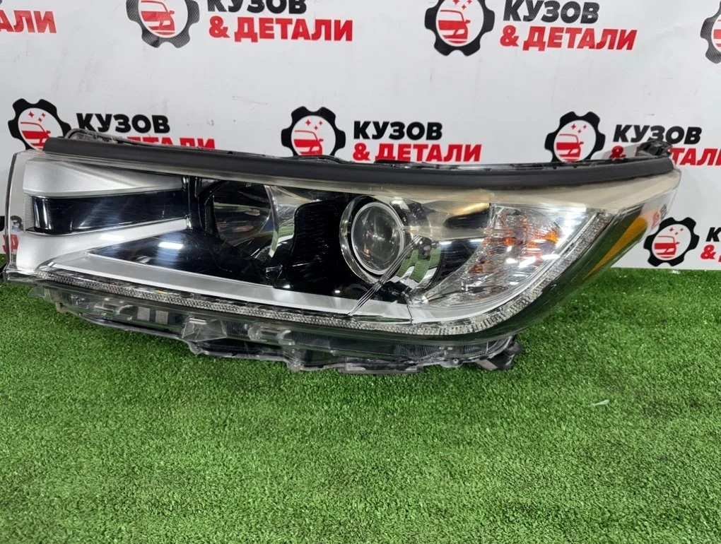 Фара ксеноновая передняя левая toyota highlander