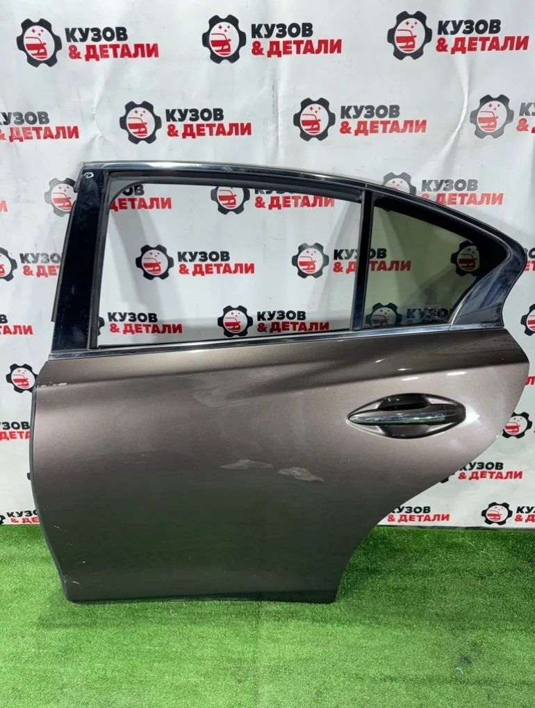 Дверь боковая задняя левая Infiniti Q50 V37