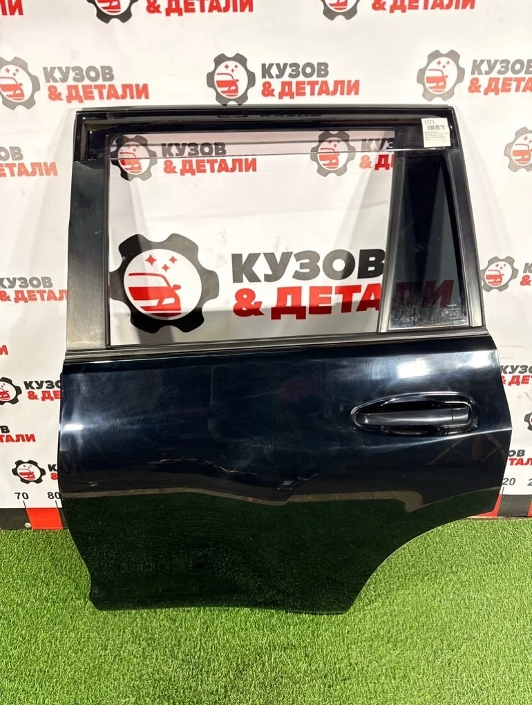 Дверь боковая задняя левая Toyota Land Cruiser